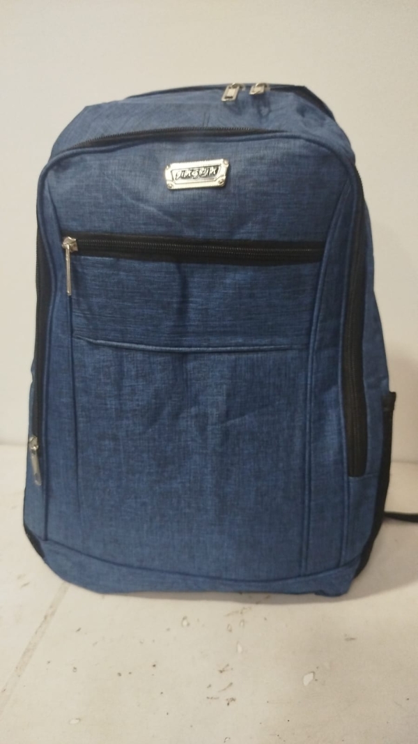 Mochila de costas BÁSICA - AZUL JEANS