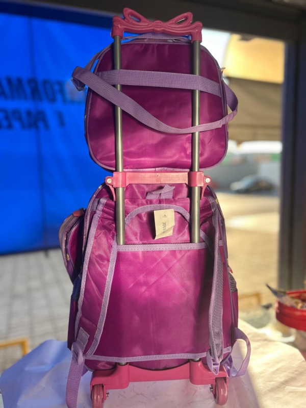 KIT MOCHILA DE RODINHA + LANCHEIRA + ESTOJO - KUROMI - Image 3