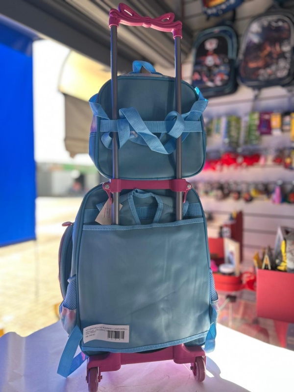 KIT MOCHILA DE RODINHA + LANCHEIRA + ESTOJO - FROZEN E ANA  AZUL - Image 3