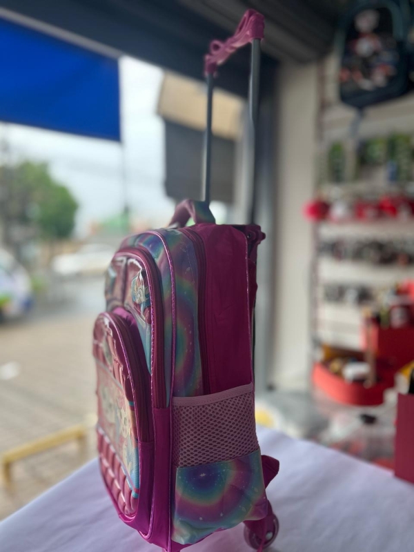 Mochila Rodinha Reforçada - GATINHA MARIE - Image 4