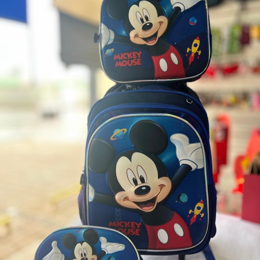 KIT MOCHILA DE RODINHA + LANCHEIRA + ESTOJO - PERSONAGENS MICKEY