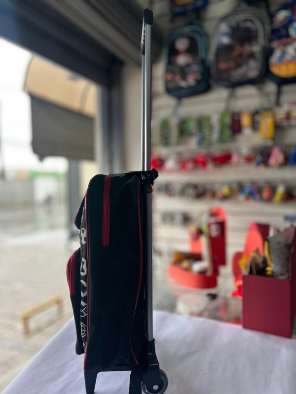 Mochila Rodinha BASICA - AVENGERS