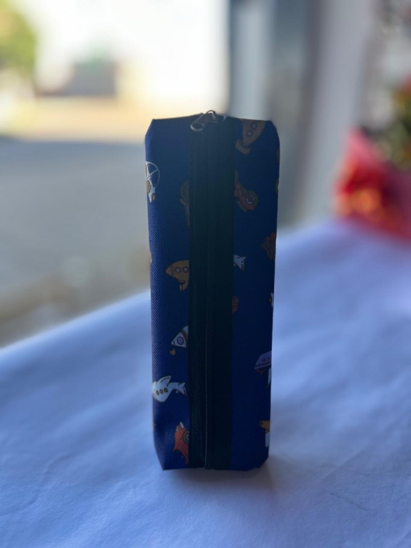 Estojo escolar simples 1 zíper- ESTAMPA BARQUINHO ESTAMPA AZUL